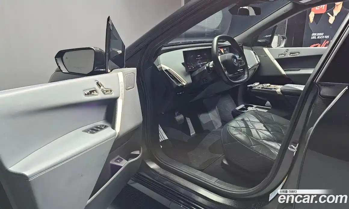 BMW iX 2023 0.3 Автомат в Москве № 280039, фото 16