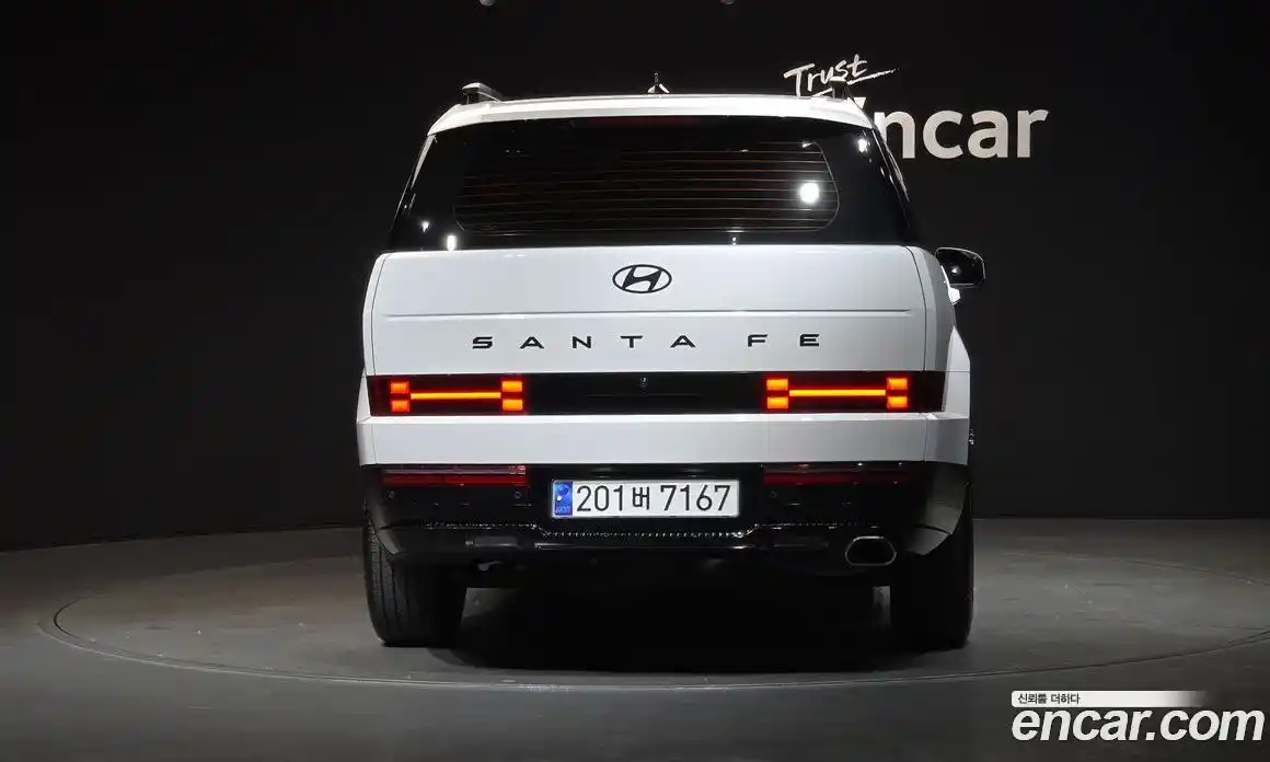 Hyundai Santa Fe 2024 2.5 Автомат в Москве № 280859, фото 6