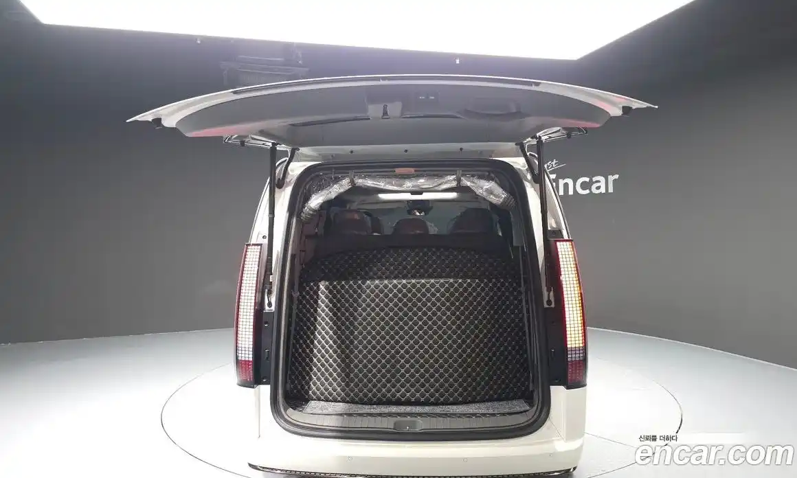 Hyundai Staria 2022 2.2 Автомат в Москве № 283640, фото 13