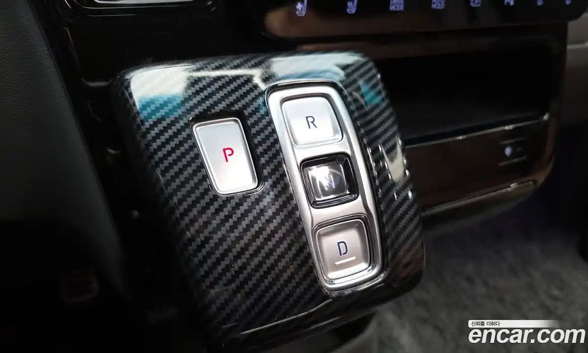 Hyundai Staria 2022 2.2 Автомат в Москве № 283640, фото 15