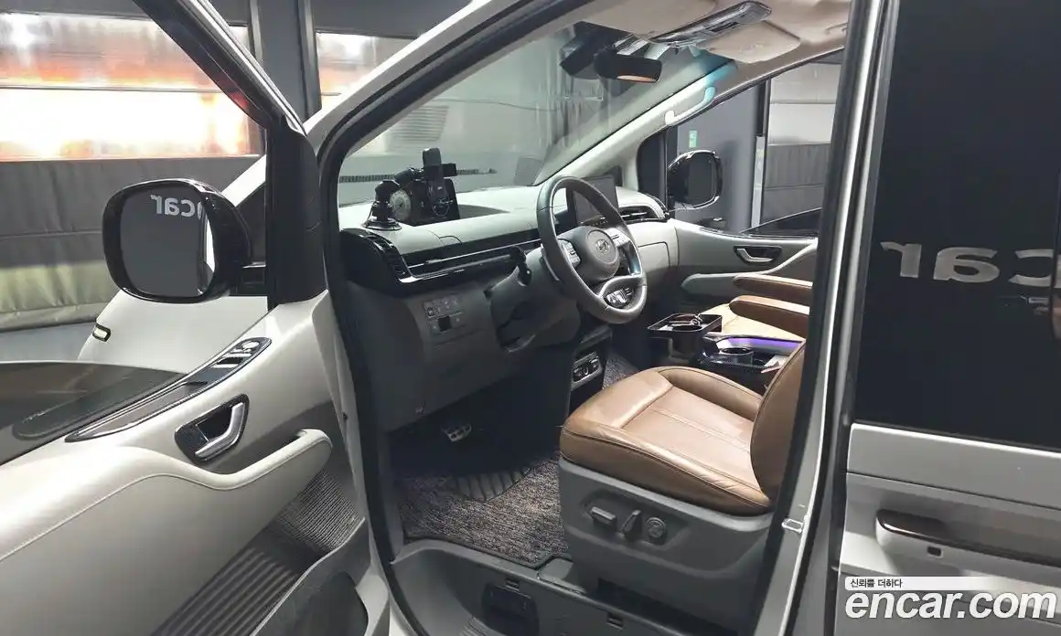 Hyundai Staria 2022 2.2 Автомат в Москве № 283640, фото 5