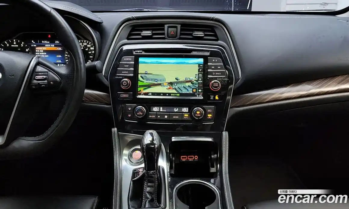 Nissan Maxima 2018 3.5 Автомат в Москве № 284981, фото 16