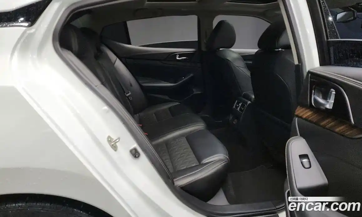 Nissan Maxima 2018 3.5 Автомат в Москве № 284981, фото 6