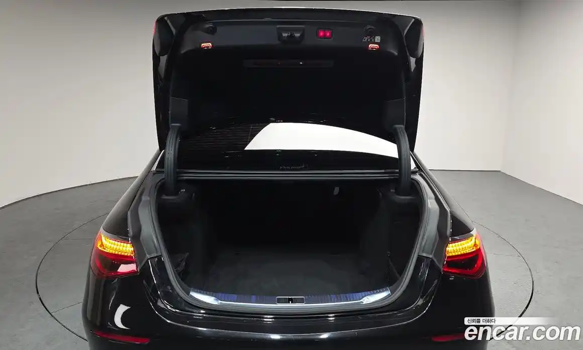 Mercedes-Benz S-Class 2022 2.9 Автомат в Москве № 288210, фото 4