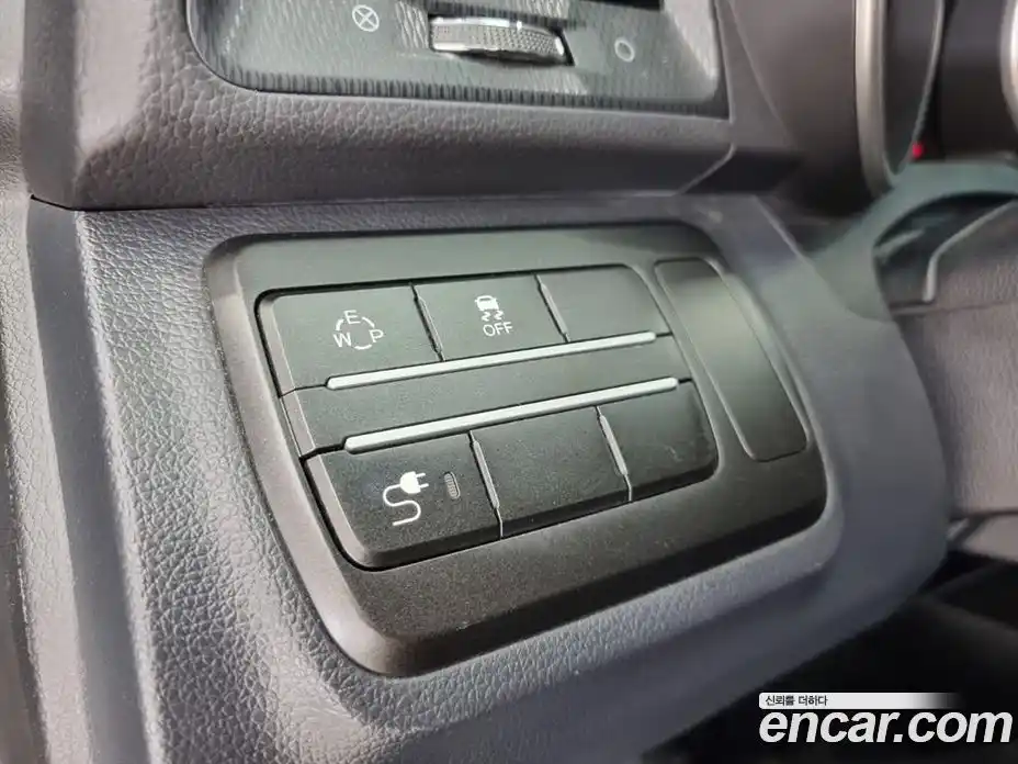 SsangYong TIBOLI 2017 1.6 Автомат в Москве № 291690, фото 16