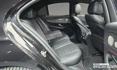 Mercedes-Benz E-Class 2022 2.0 Автомат в Москве № 292661, миниатюра 12
