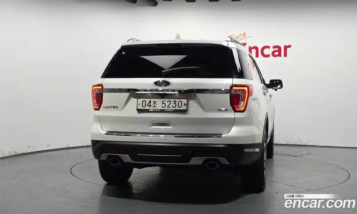 Ford Explorer 2018 2.3 Автомат в Москве № 296106, фото 18