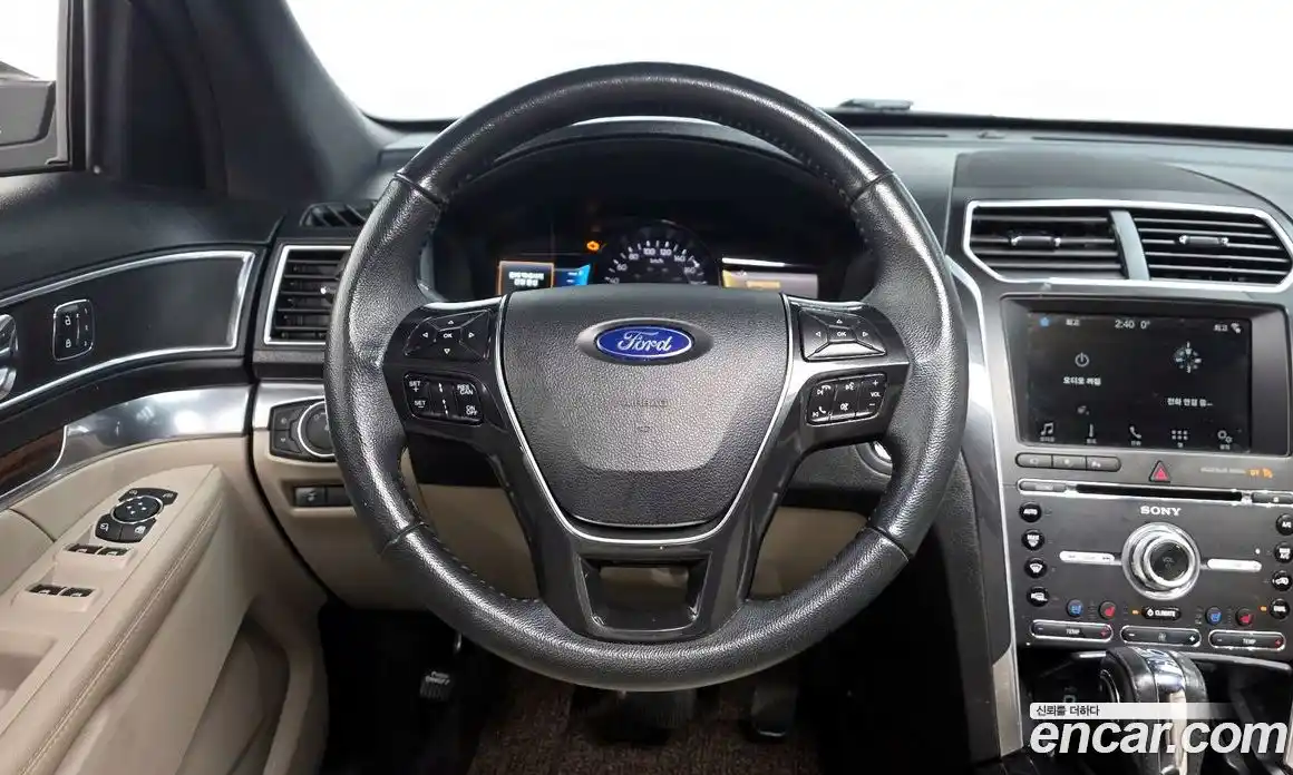 Ford Explorer 2018 2.3 Автомат в Москве № 296106, фото 7