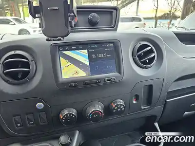 Renault Master 2020 2.3 Механическая в Москве № 301380, миниатюра 11