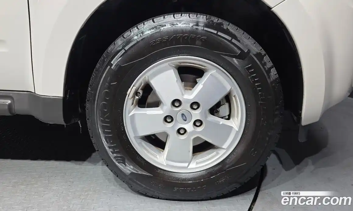 Ford Escape 2012 2.5 Автомат в Москве № 303717, фото 19