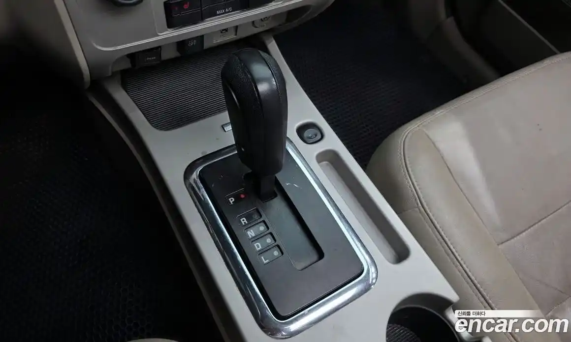 Ford Escape 2012 2.5 Автомат в Москве № 303717, фото 5