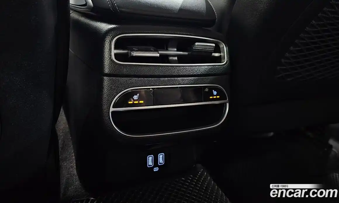 Genesis GV70 2021 2.5 Автомат в Москве № 308973, фото 12