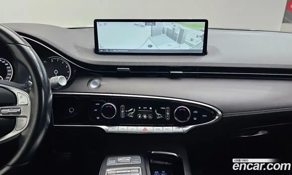 Genesis GV70 2021 2.5 Автомат в Москве № 308973, фото 15