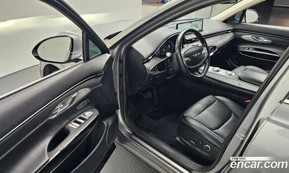 Genesis GV70 2021 2.5 Автомат в Москве № 308973, фото 19