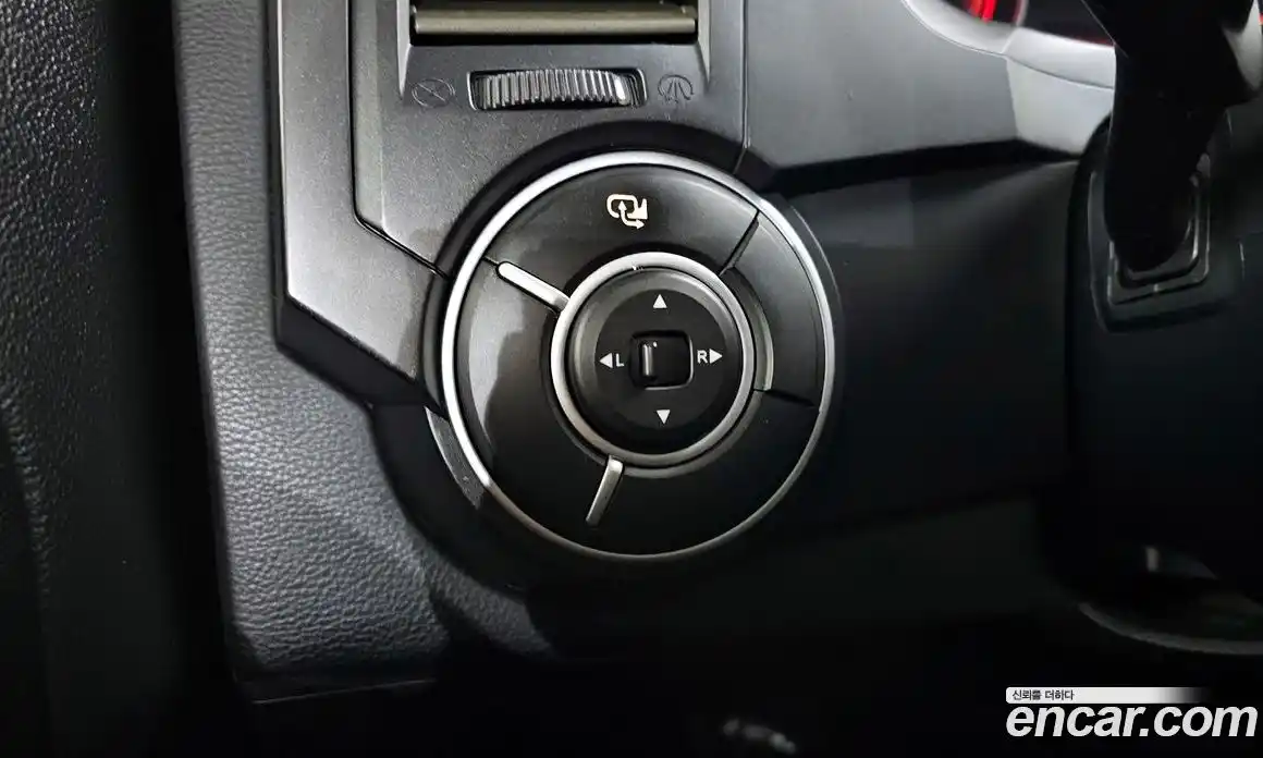 SsangYong Korando 2013 2.0 Автомат в Москве № 31320, фото 3