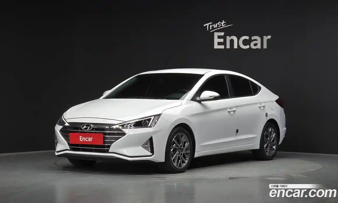 Hyundai Avante 2020 1.6 Автомат в Москве № 319149, фото 13