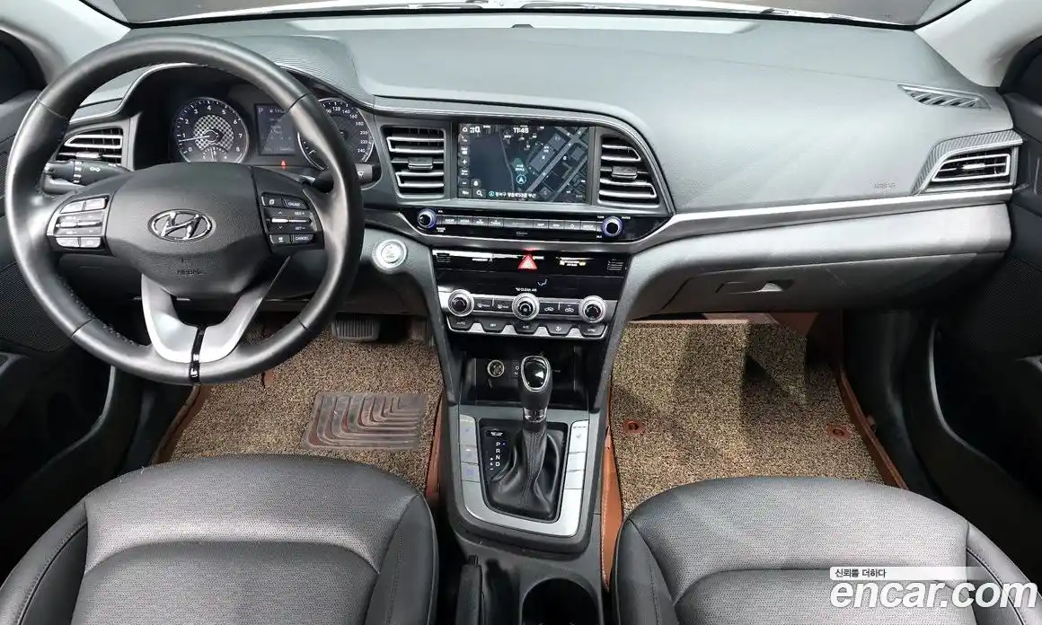 Hyundai Avante 2020 1.6 Автомат в Москве № 319149, фото 15