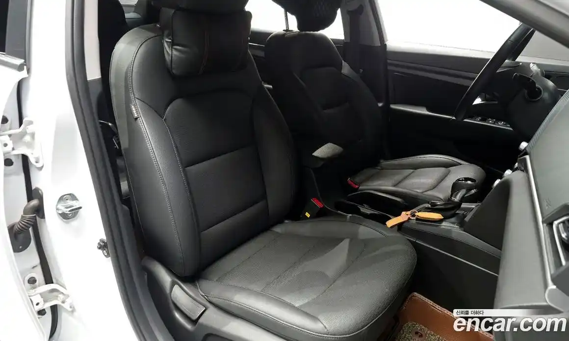 Hyundai Avante 2020 1.6 Автомат в Москве № 319149, фото 18