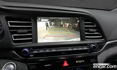 Hyundai Avante 2020 1.6 Автомат в Москве № 319149, миниатюра 2