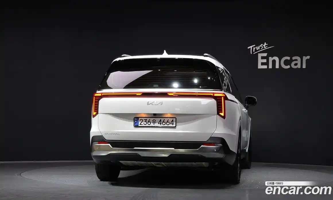 Kia Canival 2025 3.5 Автомат в Москве № 320689, фото 13