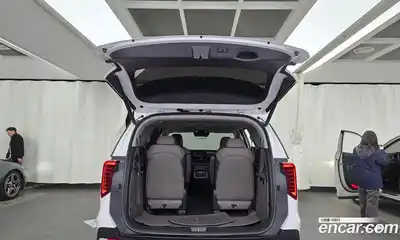 Kia Canival 2025 3.5 Автомат в Москве № 320689, миниатюра 2