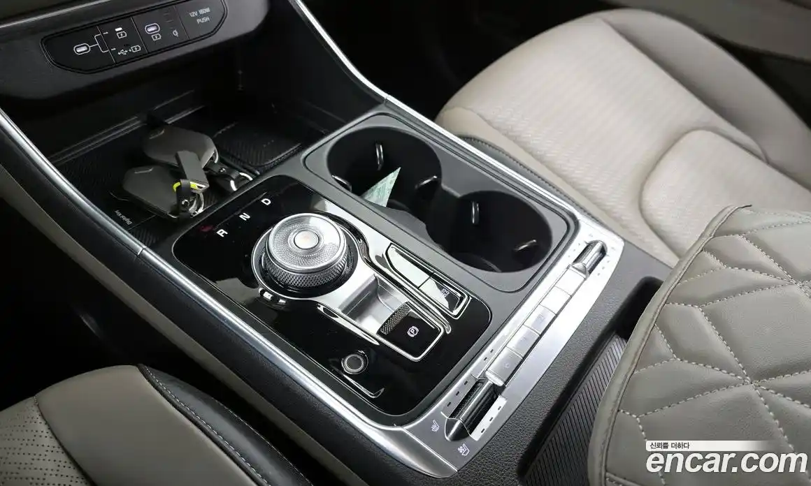 Kia Canival 2025 3.5 Автомат в Москве № 320689, фото 8