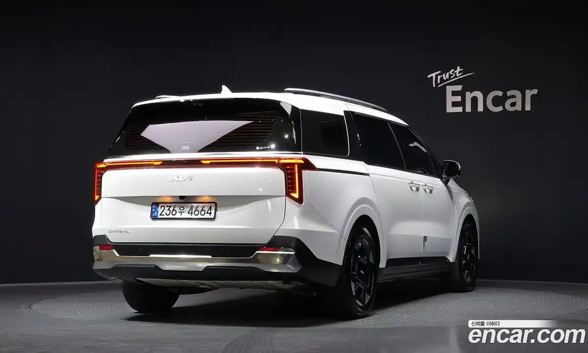 Kia Canival 2025 3.5 Автомат в Москве № 320689, фото 10