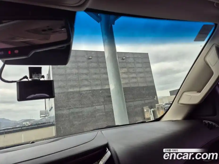 Cadillac Escalade 2015 6.2 Автомат в Москве № 321110, фото 17