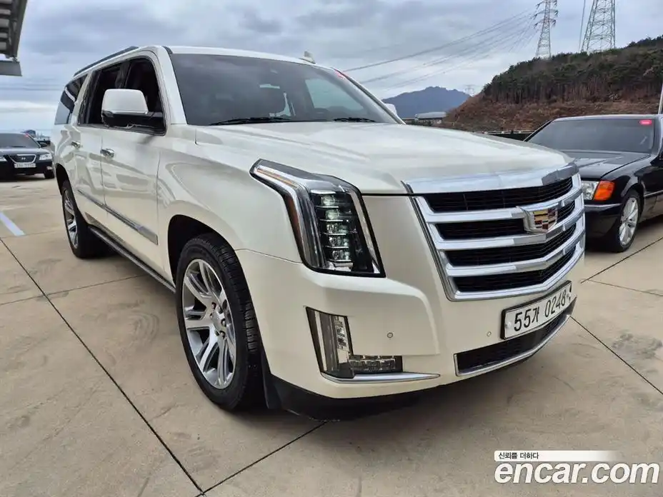Cadillac Escalade 2015 6.2 Автомат в Москве № 321110, фото 3