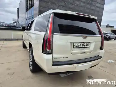 Cadillac Escalade 2015 6.2 Автомат в Москве № 321110, миниатюра 6