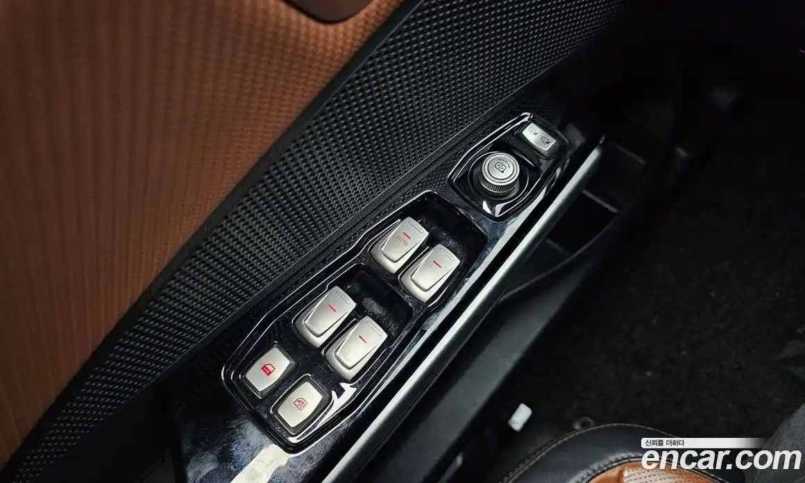 SsangYong TIBOLI 2018 1.6 Автомат в Москве № 32249, фото 5