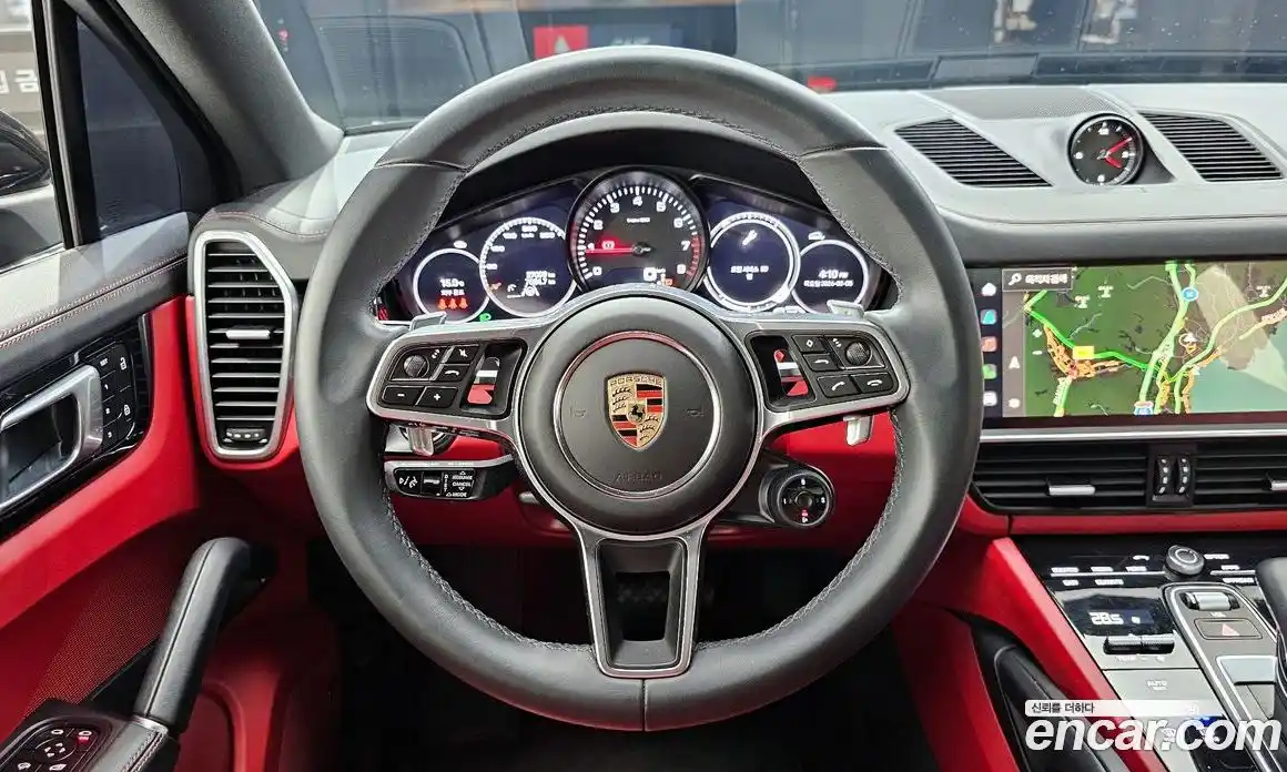 Porsche Cayenne 2023 3.0 Автомат в Москве № 326381, фото 18