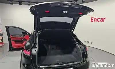 Porsche Cayenne 2023 3.0 Автомат в Москве № 326381, миниатюра 9