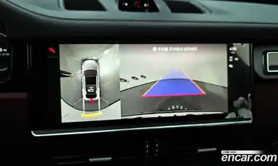 Porsche Cayenne 2023 3.0 Автомат в Москве № 326381, миниатюра 10