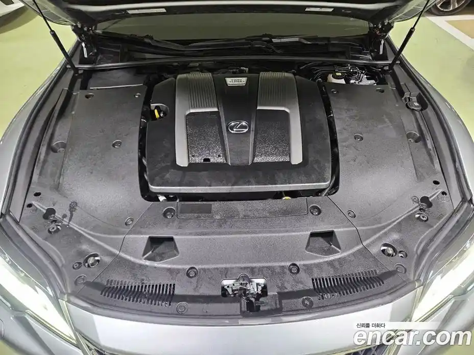 Lexus LS 2022 3.4 Автомат в Москве № 329662, фото 6