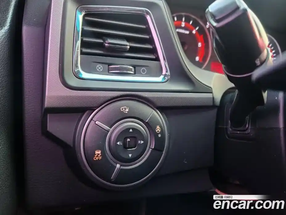 SsangYong Korando 2018 2.2 Автомат в Москве № 33519, фото 17