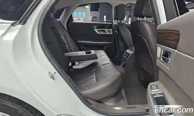 Jaguar XF 2017 2.0 Автомат в Москве № 335836, миниатюра 12