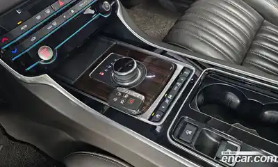 Jaguar XF 2017 2.0 Автомат в Москве № 335836, миниатюра 9