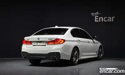 BMW 5-Series 2018 2.0 Автомат в Москве № 337236, миниатюра 2