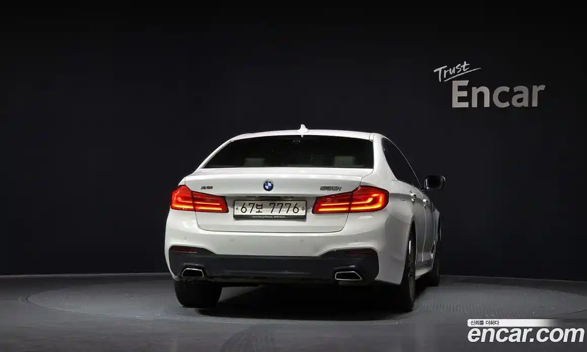 BMW 5-Series 2018 2.0 Автомат в Москве № 337236, фото 4