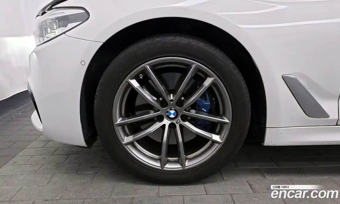 BMW 5-Series 2018 2.0 Автомат в Москве № 337236, фото 5