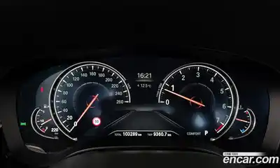 BMW 5-Series 2018 2.0 Автомат в Москве № 337236, миниатюра 8