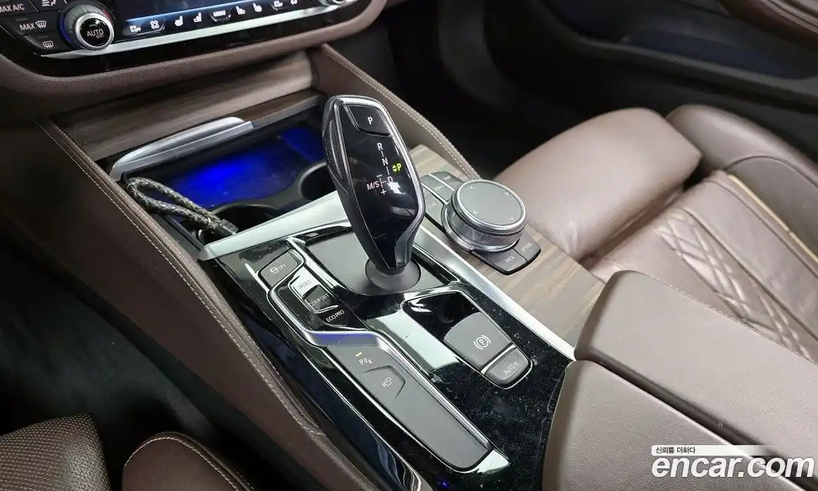 BMW 5-Series 2018 2.0 Автомат в Москве № 337236, фото 9