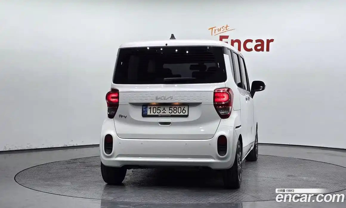 Kia Ray 2022 1.0 Автомат в Москве № 337856, фото 14