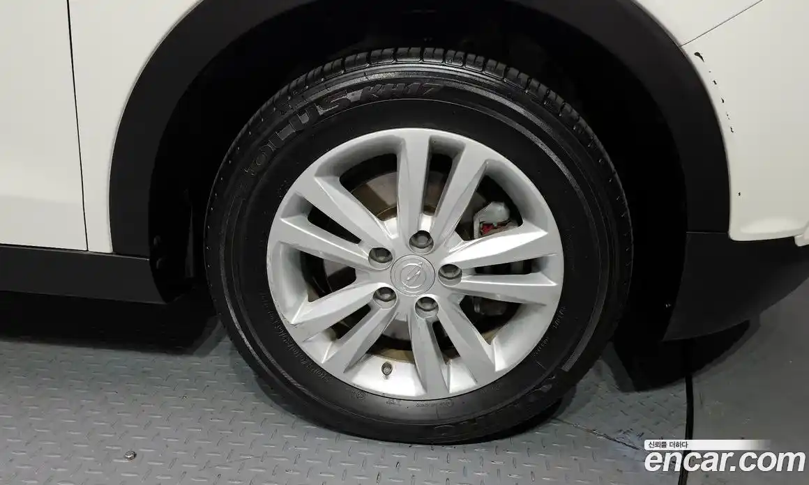 SsangYong TIBOLI 2016 1.6 Автомат в Москве № 33922, фото 16