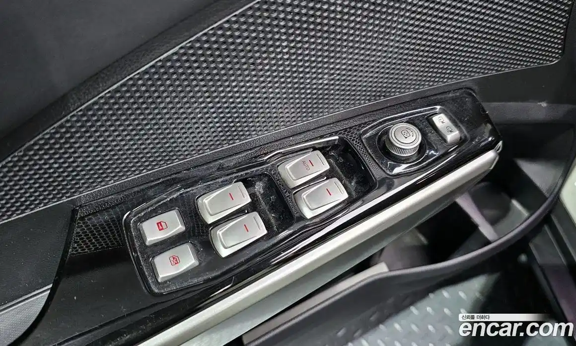 SsangYong TIBOLI 2016 1.6 Автомат в Москве № 33922, фото 17