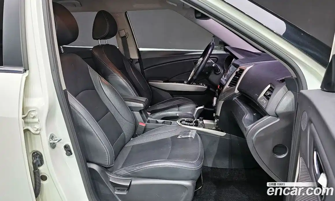 SsangYong TIBOLI 2016 1.6 Автомат в Москве № 33922, фото 10