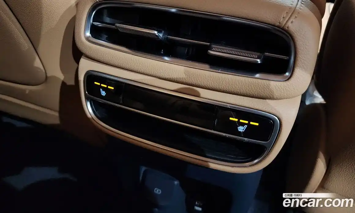 Genesis GV80 2022 3.0 Автомат в Москве № 339843, фото 18