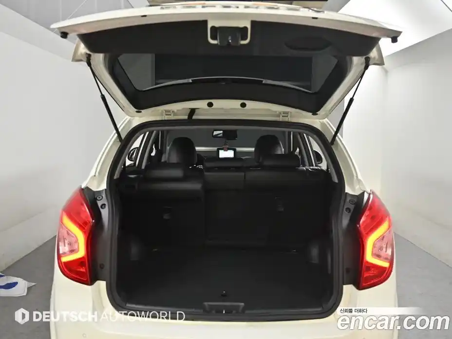 SsangYong Korando 2015 2.0 Автомат в Москве № 34091, фото 20