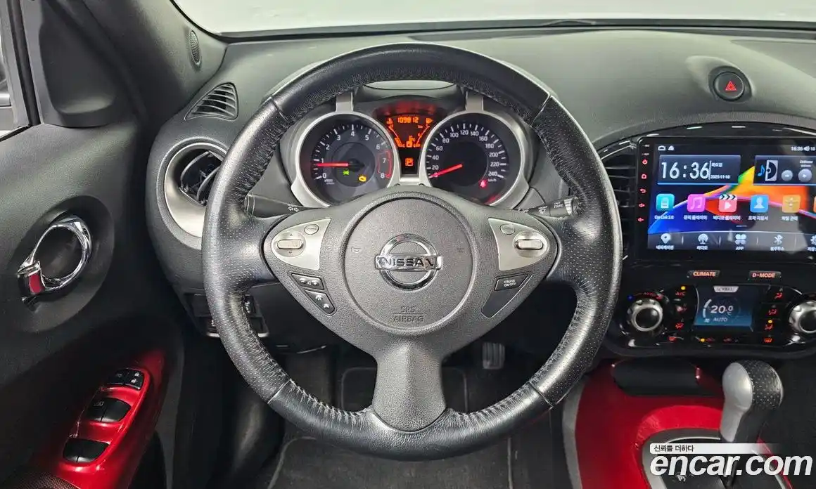 Nissan Juke 2014 1.6 Автомат в Москве № 344513, фото 13